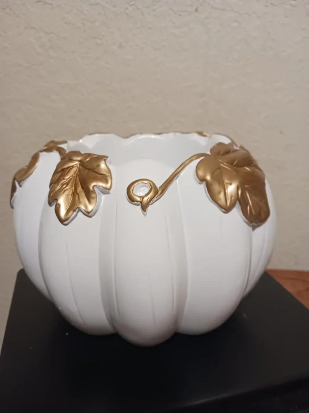 Yankee Candle White Pumpkin Resin Jar Candle Holder Centerpiece White & Gold New - Picture 4 of 9